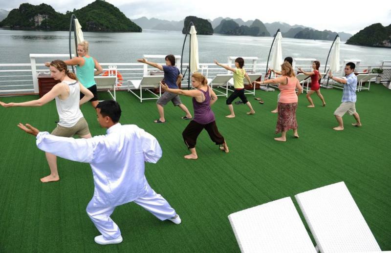 Hotel Alisa Cruise Halong Ha Long Zewnętrze zdjęcie
